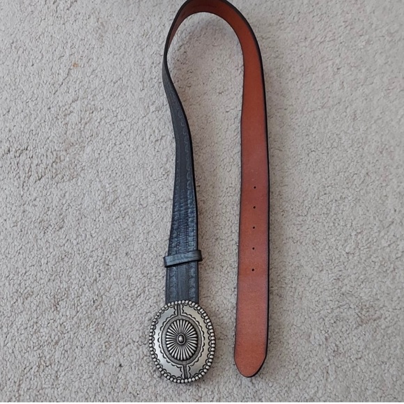 Fossil Leather Belt - Picture 9 of 12